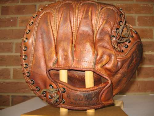 Ken O'Dea Hutch Back